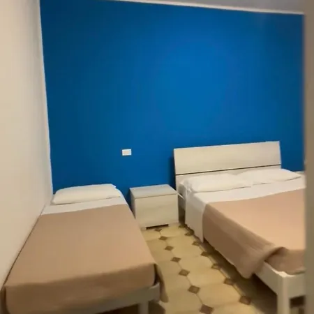 In Riviera * פייטרה ליגורה